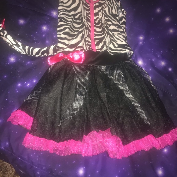 🎃 Zebra dress costume 🎃 - Picture 3 of 4